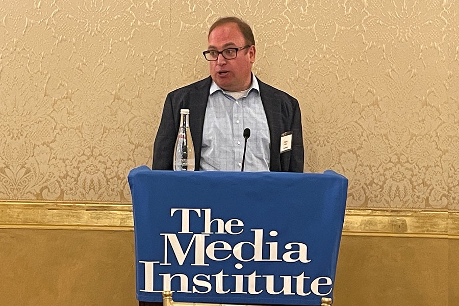 Luncheon Speaker Robert Folliard